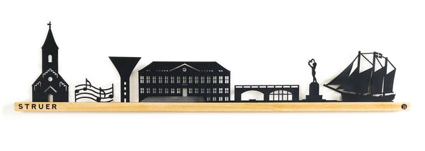 Struer Skyline i eg og stål designet af BB Designmind.